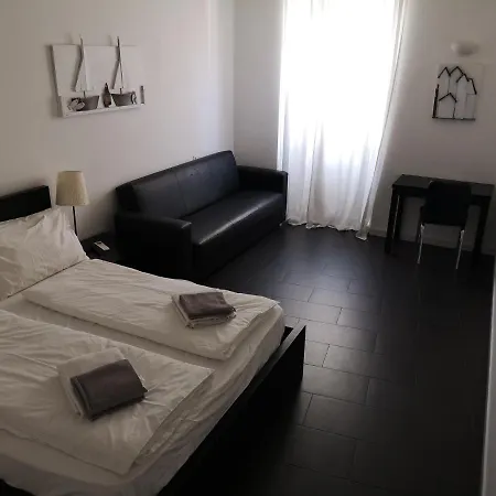 Piazza Di Spagna, 3 Da Letto, 3 Bagni Apartment *