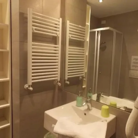 Piazza Di Spagna, 3 Da Letto, 3 Bagni Apartment
